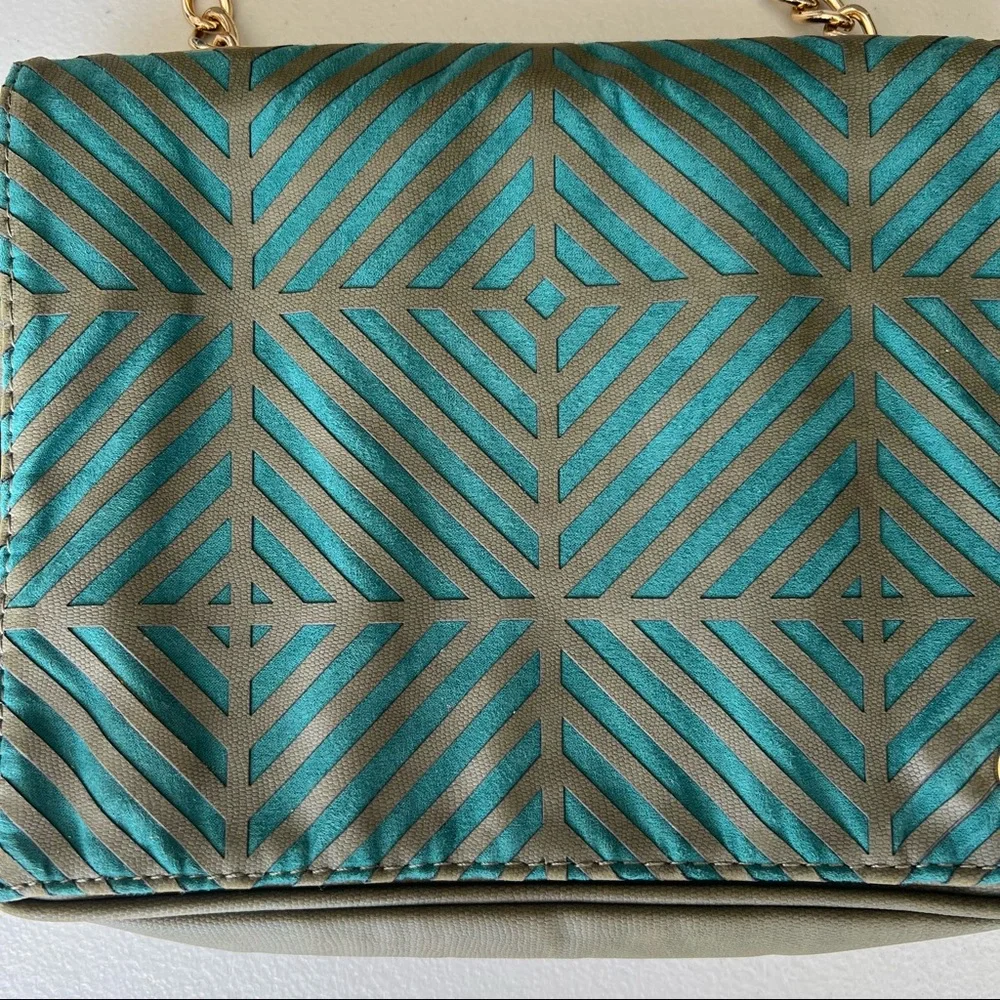 Pretty Ships Crossbody Purse with Magnetic Flap